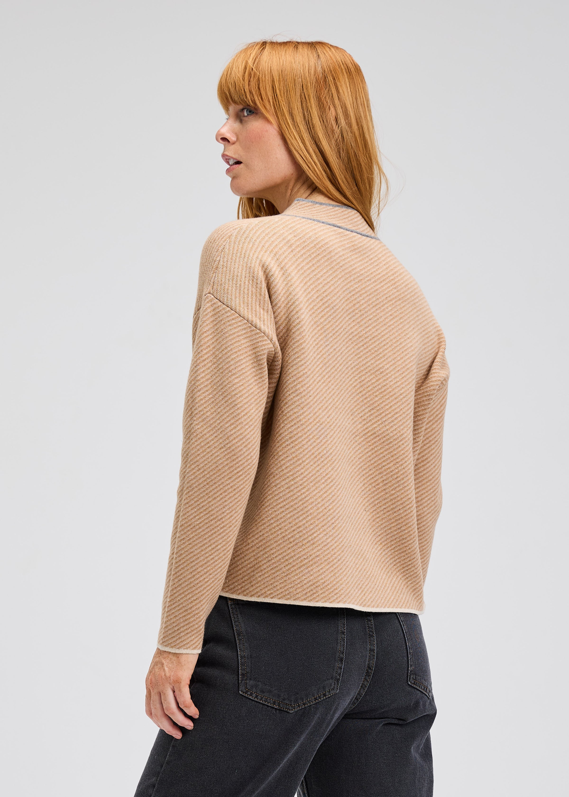 Zaket and Plover Neru Sweater