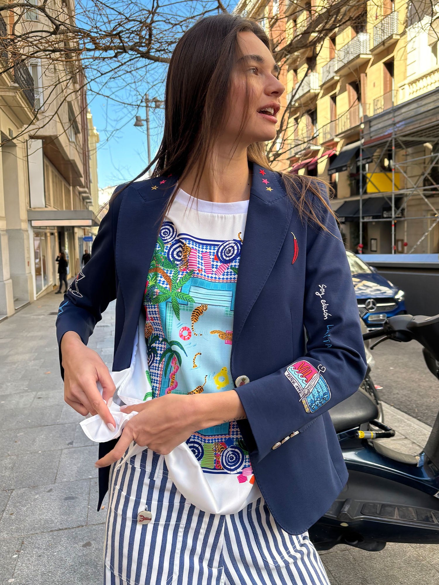 Villagallo Embroidered Blazer