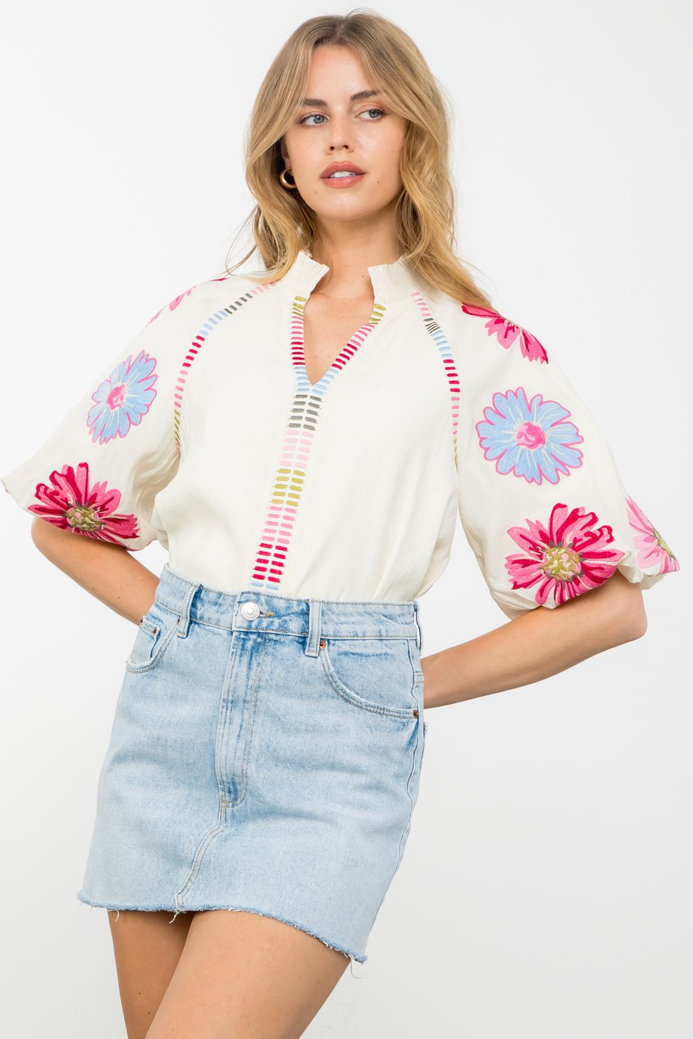 Embroidered Puff Sleeve Top THML