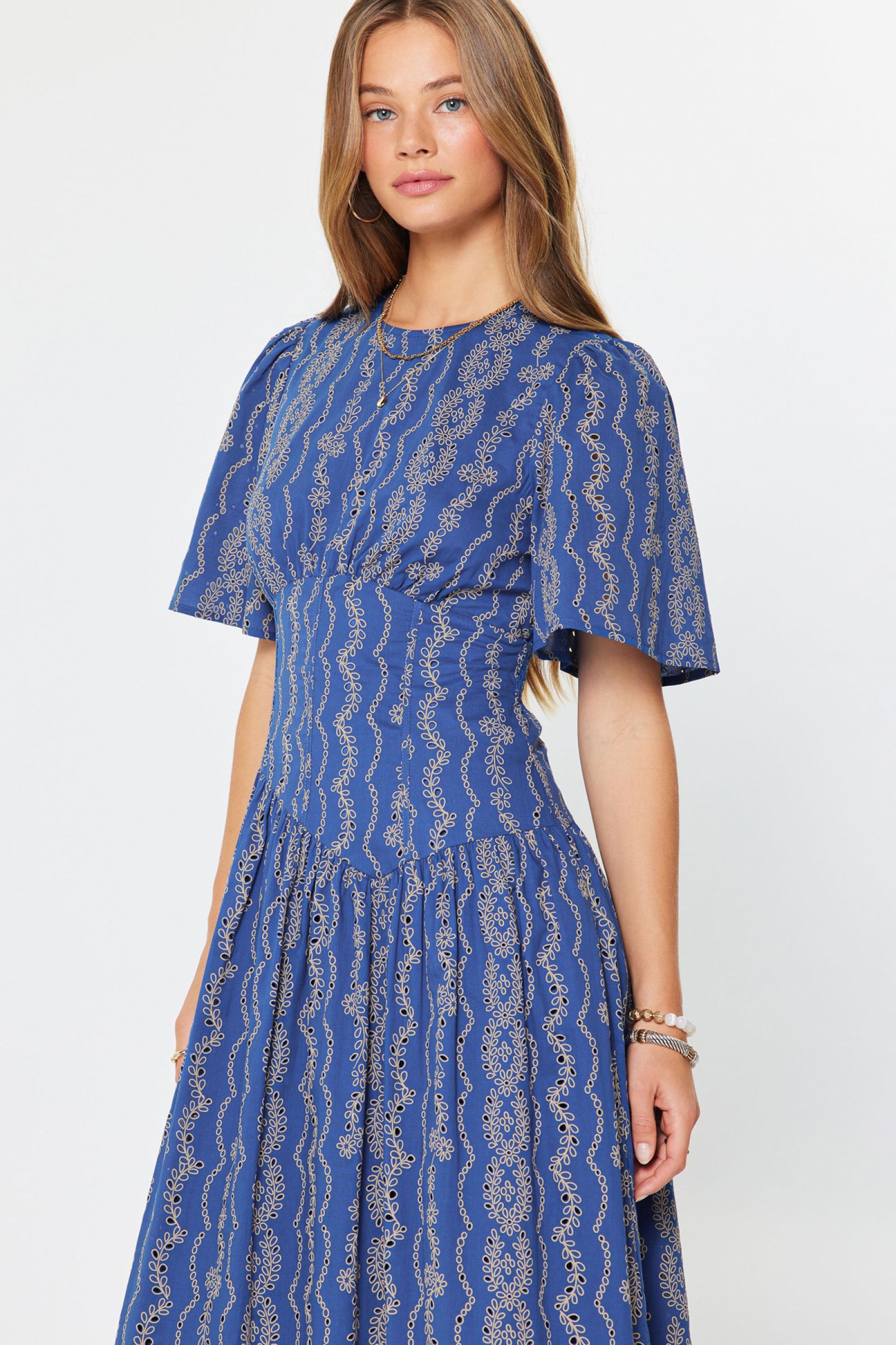 Feminine and Elegant Eyelet Maxi Dress