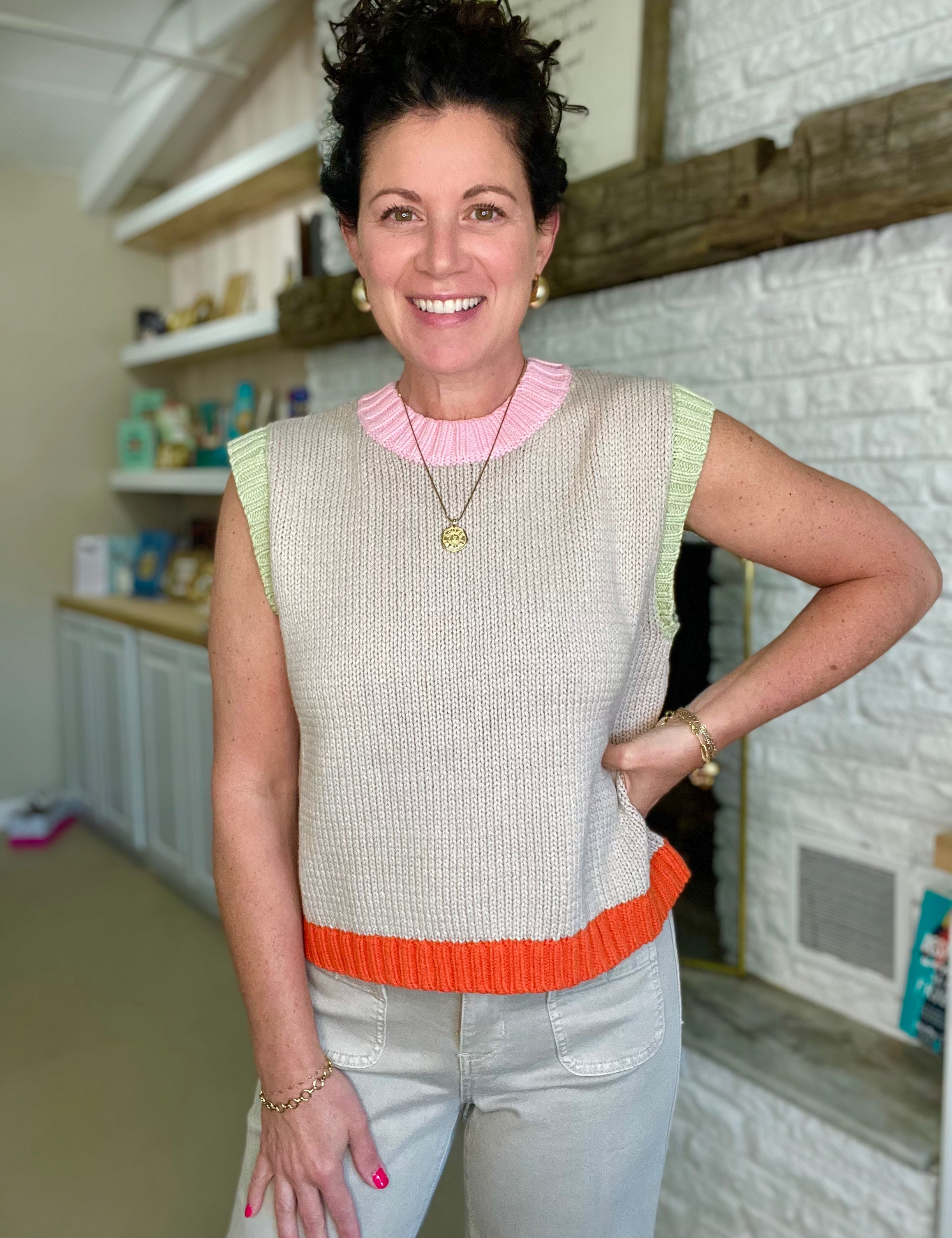 Color Contrast Sleeveless Sweater