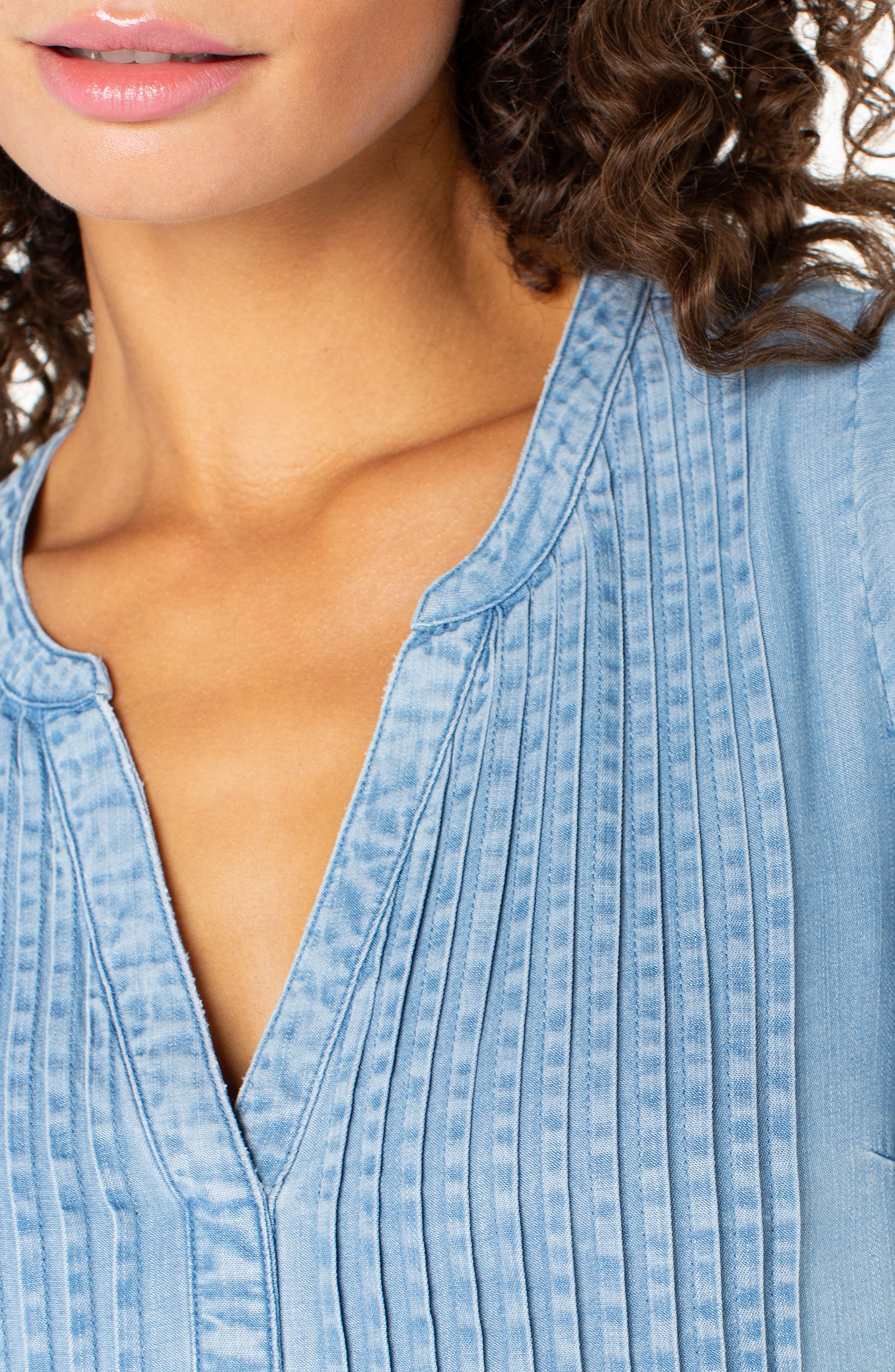 Liverpool Flutter Sleeve Top